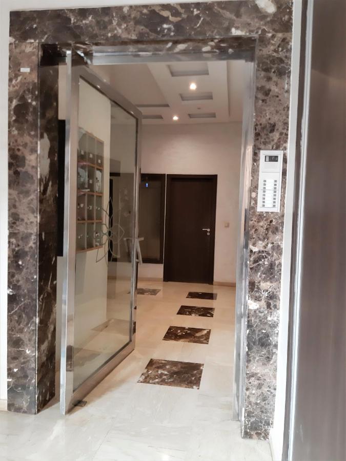 Appartement Pour Familles En Residence Avec Piscine Et Wifi Marrakesch Exterior foto